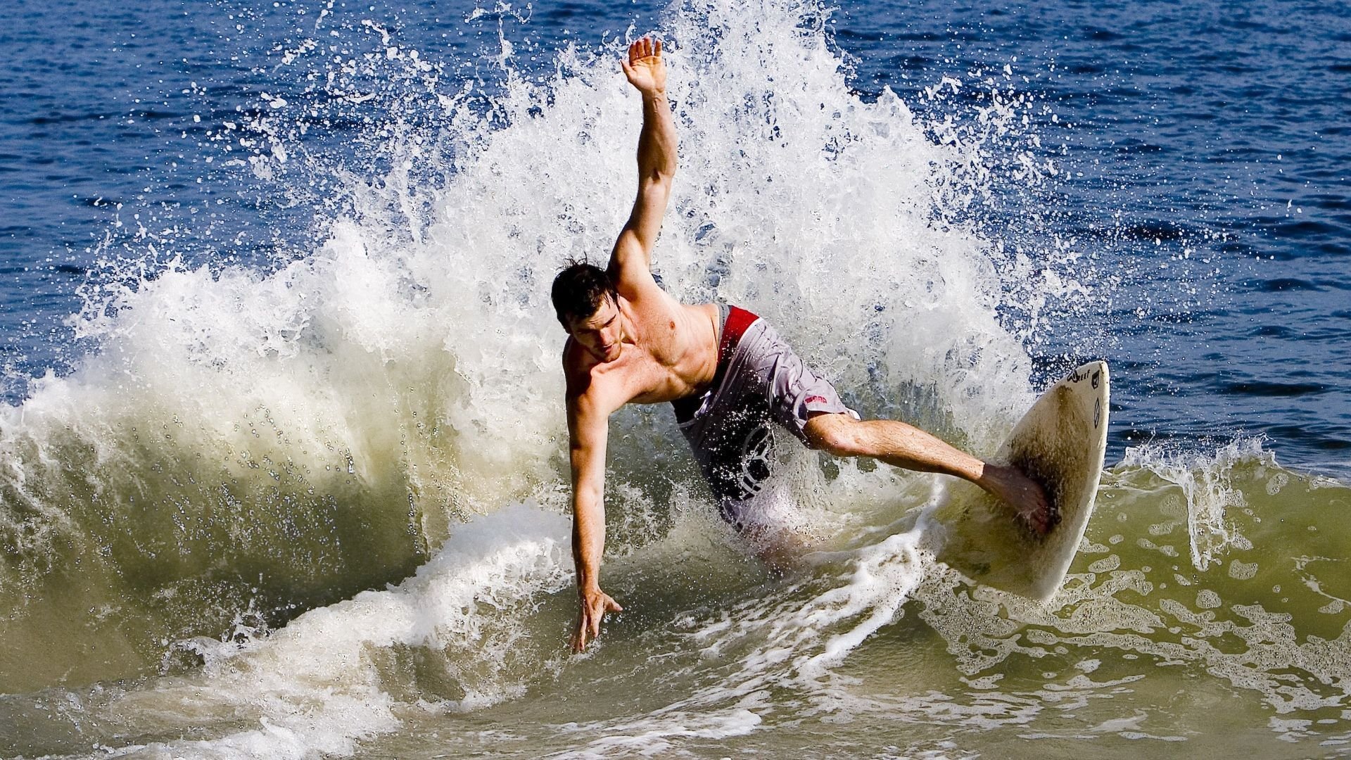 跨界统治力,雄鹿轻取国王之夜,布伦森在欧冠决赛的接管启示